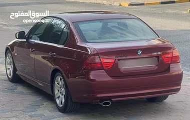  8 Bmw   2011  320i