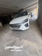  4 هيونداي ايونيك 2018 للبيع
