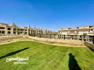  8 للبيع S Villa في كمبوند سراي القاهرة الجديدة بجوار مدينتي