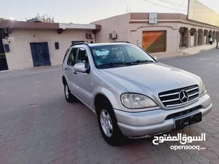  3 Mercedes ML