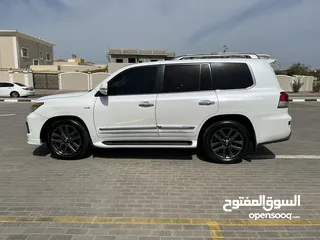  6 Lexus LX570