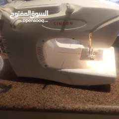  4 ماكينة خياطة سنجر برازيلية بحالة الوكالة
