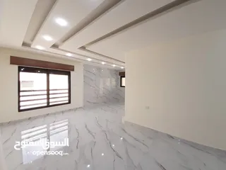  8 شقه للبيع في كوريدور عبدون المنطقه المطله الطابق الأول 125 متر