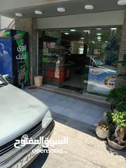  5 سوبرماركت مجهز بالكامل + مطبخ وجبات سريعة في منطقة حيوية سكني وتجاري بعبدون الشمالي
