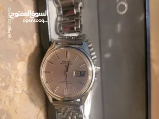  7 ساعات للبيع بحاله ممتازه