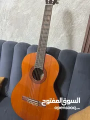  11 guitar classical yamaha c70 جيتار كلاسيكال    نوع ياماها احترافي شبه جديد مع اوتارو الاصلية