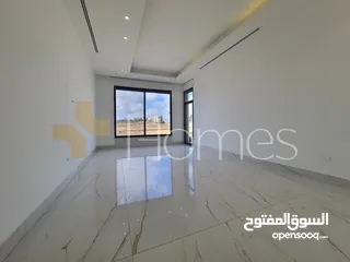  4 شقق طابق اول للبيع في رجم عميش بمساحة بناء 240م