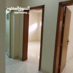  8 شقه دور ارضي مدخل خاص حي الضاحيه