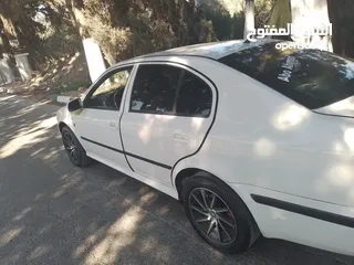  5 سكودا اوكتافيا 2005