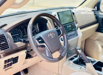  8 TOYOTA LAND CRUISER GXR V6 VERYWELL MAINTAINED SUV FOR SALE