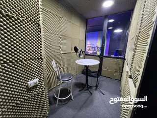  10 تصوير البودكاست فيديو اعلاني مونتاج  ستوديو كروما تسجيل صوتي انميشن موشن جرافيك سوشال ميديا
