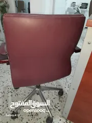  4 مجموعة كراسي استعمال نظيف وبحالة جيدة للبيع