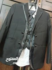  4 بدله رسميه لعمر 9سنين وبلبس عمر 10سنين لبسي وحدي جديدي