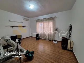  14 شقة طابقية للايجار في شارع عبدالله غوشة بمساحة بناء 200م