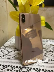  1 آيفون اكس اس ماكس 256 جيجا بطاريه 78 في شخط على قزازه كاميرا مش ماثره فاصل فيس آي دي