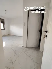  17 عااااججلل ششقة مع حححديقةةة غير مفروش للإيجار في عين مصباح