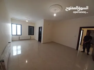  10 شقة فارغة للايجار في عبدون مع ترس ومدخل خاص جديدة لم تسكن
