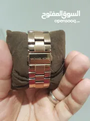  4 MICHAEL KORS_Runway Rose Gold-Tone Watch for sale ساعة نسائية ماركة مايكل كورس للبيع