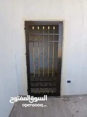  5 حداد متنقل