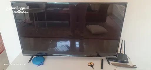  2 TV 43 INCHES LIKE NEW