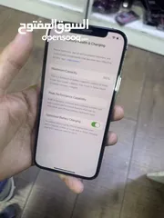  5 ايفون 12 برو  سعه الذاكره 128 جيجا لون اسود بحاله ممتازه