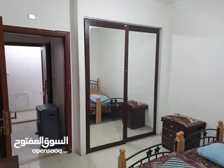  8 شقه مفروشه للبيع الجبيهه قرب الجامعه الاردنيه  للاستثمار  الممتاز تستحق المشاهده