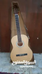  1 كلاسيك جيتار مورينو للبيع Moreno MCG50 Classic Guitar