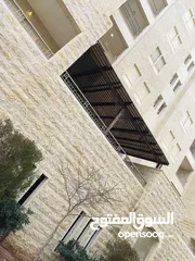  19 شقه فاخره للبيع في روابي
