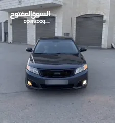  3 Kia للبيع للتواصل عبر الرقم