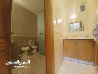  4 Villa For Sale In Abdoun  ( Property 37068 )-174787661