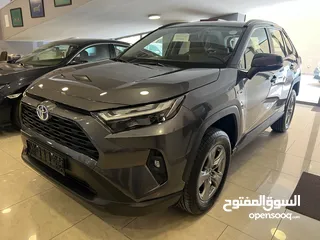  2 Toyota rav4 le awd 2023