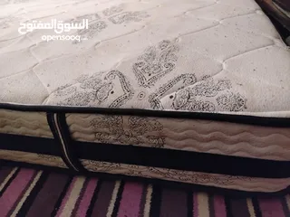  2 فرشة تخت مجوز للبيع
