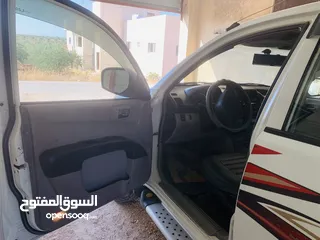  11 بكم ميتسوبيشي l200