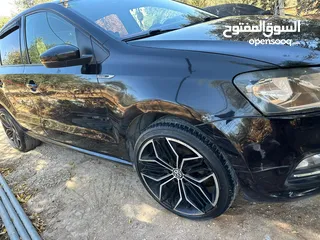  10 بولو 2016 للبيع TSI