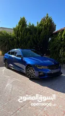  6 BMW 330e /// M Package