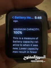  4 ساعة ابل الجيل الثالث بحاله ممتازه كانها جديده