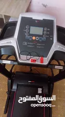  1 جهاز مشي كهربائي (Treadmill) شبه جديد للبيع – World Fitness