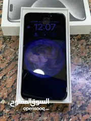  8 للبيع أيفون 15 برو ماكس  ابيضّ سعة التخزين 256 الجهاز شبه جديد مع كرتونة وشاحن وبدون أي خدوش استخدم