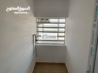  6 Comfy 5 BR apartment for sale in Mabellah Ref: 725J