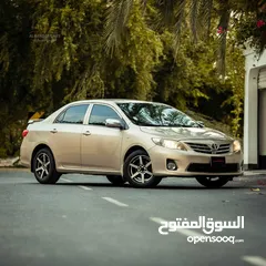  2 TOYOTA COROLLA XLI Excellent Condition Gold 2013