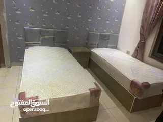  18 فيلا بالجبيهه حي الريان طابقين  للايجار بسعر حرق