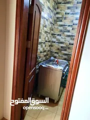  13 شقه  في اربد قرب مستشفى الراهبات 270 طابقيه للبيع