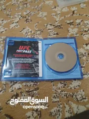  10 Cd need for speed and  sky rim and street fighter and UFC 4 &