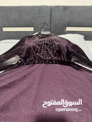 6 فستان سهرة لون توتي وفستان لون فستقي مقاس 44  الفستقي مش ملبوس والتوتي ملبوس ساعتين