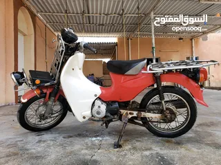 2 دراجه سبعين قوة المحرك 110 cc  احمر تشتغل سلف مع هندل بحالة جيده جدا جاهزة للاستخدام