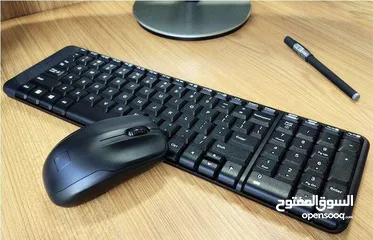  1 Logitech MK220 Wireless Combo Keyboard
