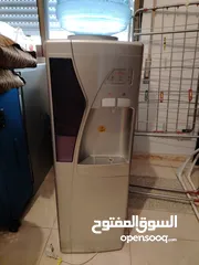  2 كولر ماء genius استعمال سنه شبه جديد شغال ميه بالميه بارد وساخن