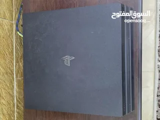 4 بلاستيشن 4 برو للبيع