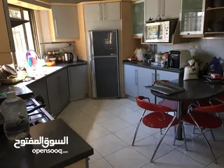  6 للبيع شقه ارضيه مساحة 140 في ضاحية الياسمين