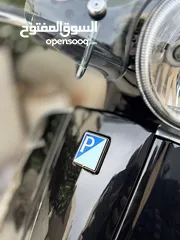  12 Vespa PIAGGIO GTS300 / Super clean / Black